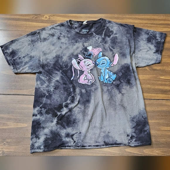 STITCH TSHIRT - Picture 1 of 7
